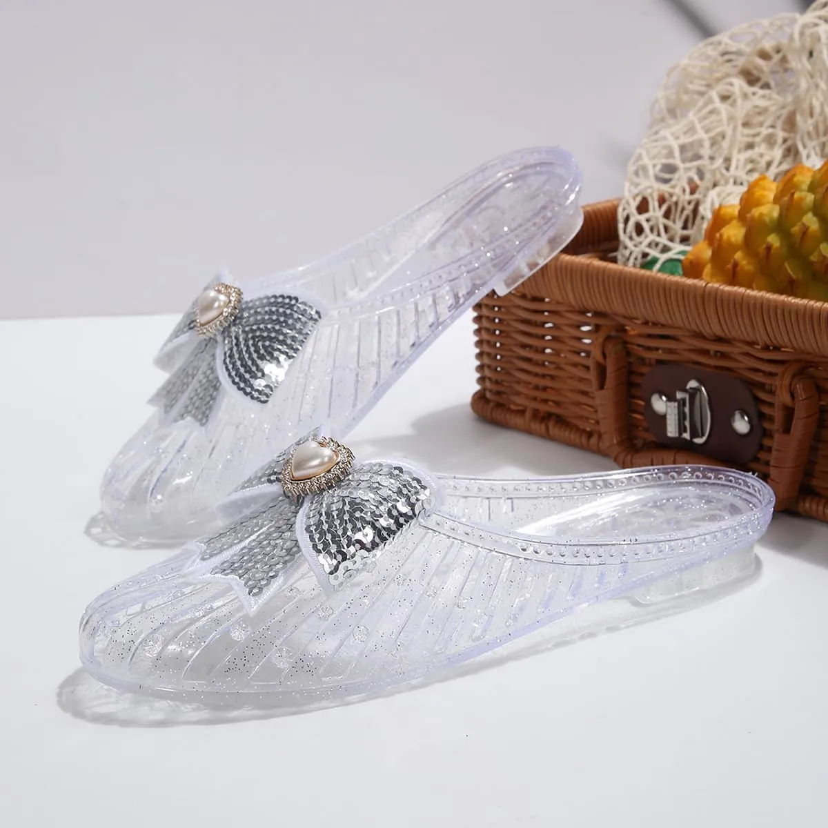 Clear Jelly Slide Sandals for Women Slip On Closed Round Toe Mesh Hollow Flat Mary Jane Mules Beach Slippers Transparent Closed Toe Soft Slide