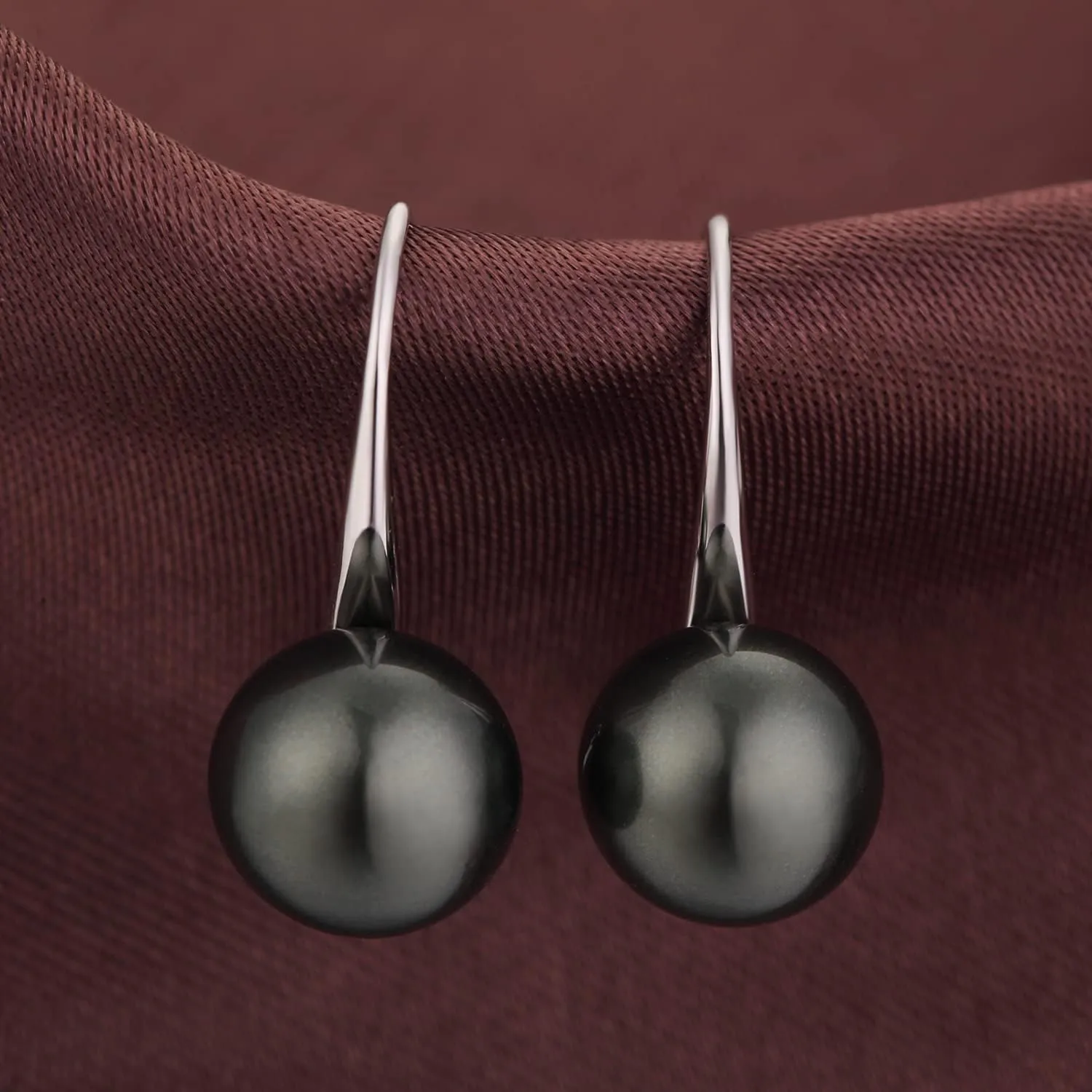 Han han 925 Sterling Silver Pearl Leverback Earrings for Women with 10MM Simulated Pearl, White/Black/Yellow Gold/Rose Gold Available