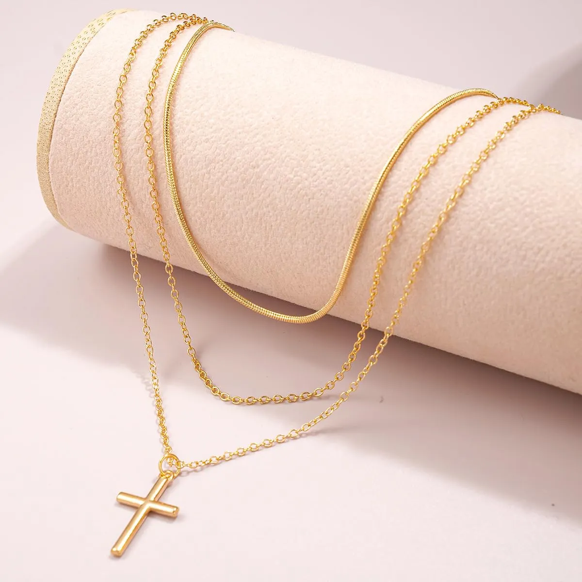 Layered Cross Necklace for Women Dainty Gold Pearl Cross Choker Necklaces Jewelry for Women(I)
