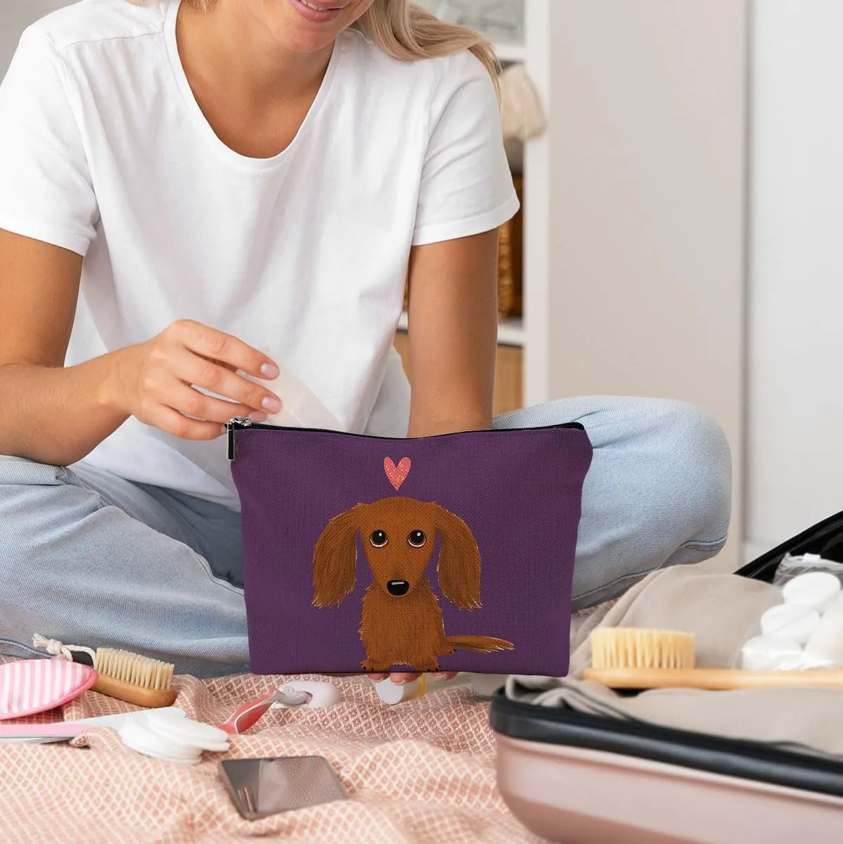 Long-Haired Dachshund Cartoon Wiener Dog Heart Makeup Bag Travel Cosmetic Bags,Funny Dachshund Puppy Dog Cosmetic Makeup Bags With Zipper Pouch Travel Toiletry Case,Dachshun,Purple Cosmetic Bag