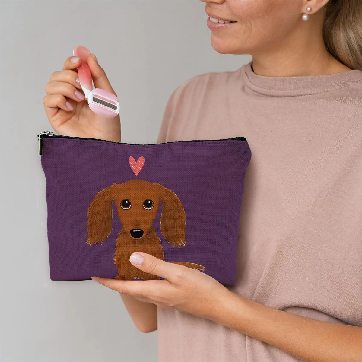 Long-Haired Dachshund Cartoon Wiener Dog Heart Makeup Bag Travel Cosmetic Bags,Funny Dachshund Puppy Dog Cosmetic Makeup Bags With Zipper Pouch Travel Toiletry Case,Dachshun,Purple Cosmetic Bag