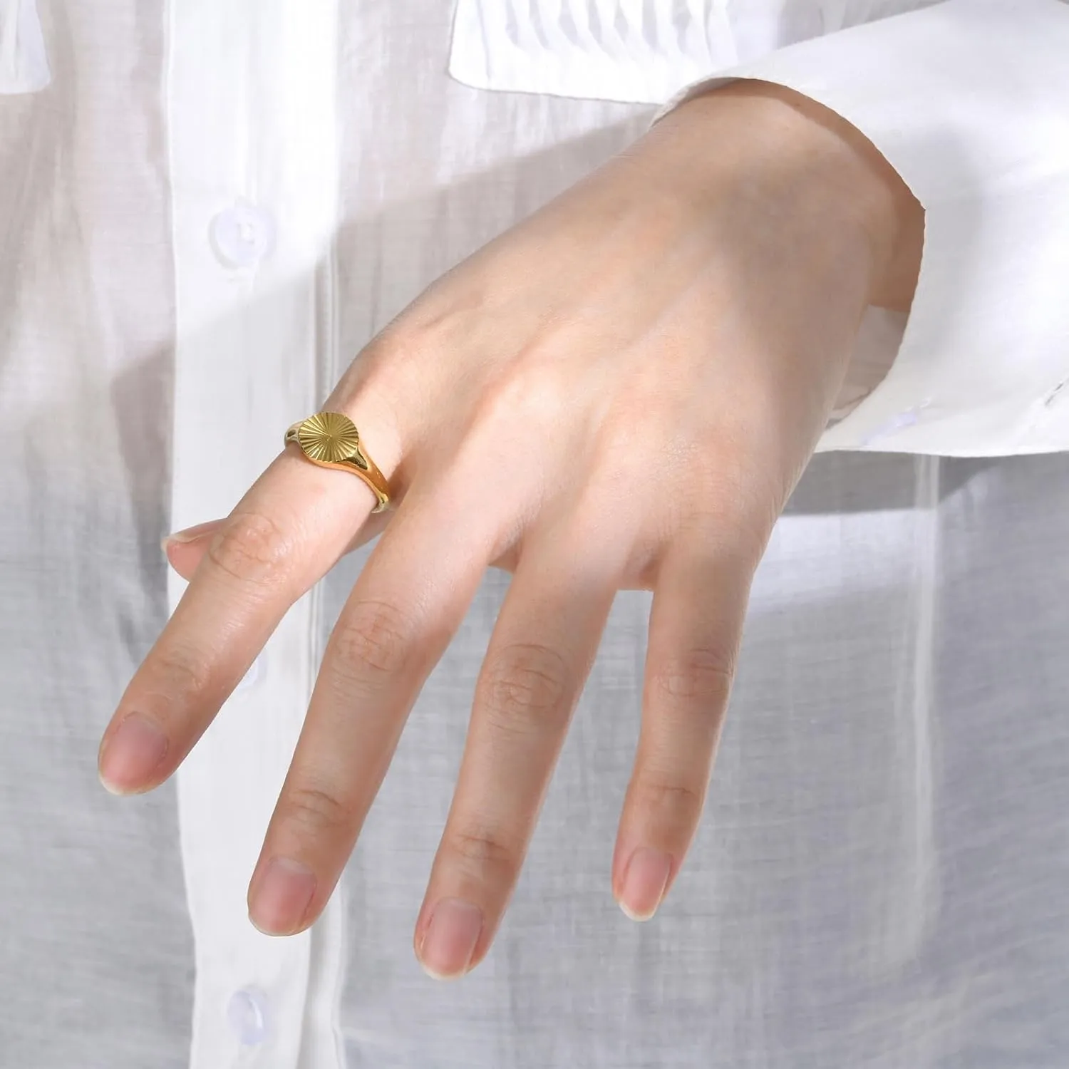 Loqimu Minimalist Round Dome Rings with Wave Line Pattern Gold Stainless Steel Stackable Rings for Women Teen Girls Midi Statement Rings Index Finger Band Rings Size 6 7 8