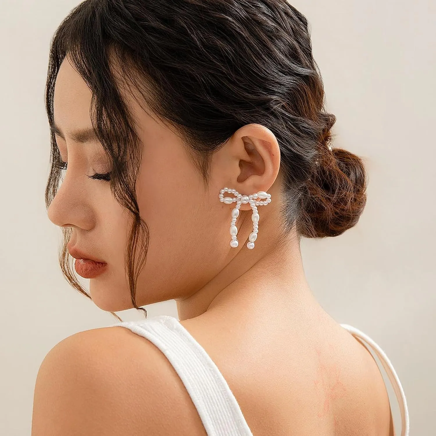 Pearl Bow Earrings for Women Elegant Bow Pearl Earrings Trendy Pearl Bow Knot Stud Earrings Pearl and Bow Earrings White Bow Earrings Wedding Party Prom Earrings Trendy Jewelry Gifts for Her