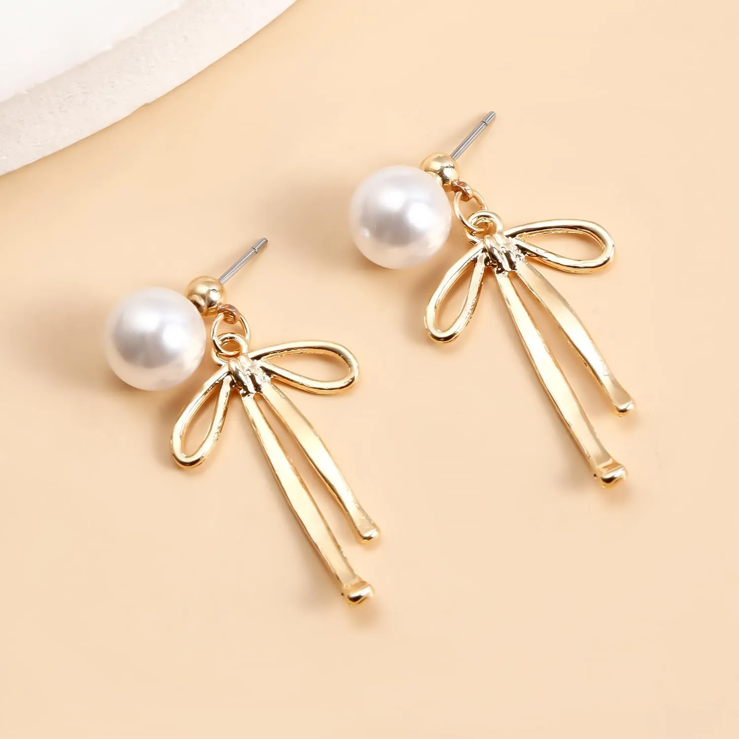 Pearl Earrings for Women Gold Pearl Huggie Earrings Pearl Cubic Zirconia Hoop Earrings Pearl Bow Heart Stud Earring Jewelry Gifts for Women