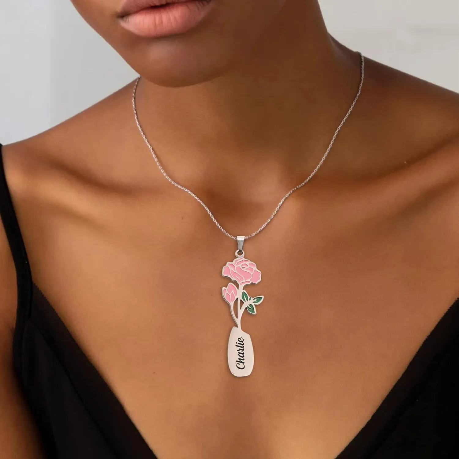 Personalized Birth Flower Necklace for Women with Name Custom 18K Gold Plated Birth Month Flower Name Pendant Dainty Flower Nameplate Necklace Customized Jewelry Birthday Mothers Day Gift for Mom