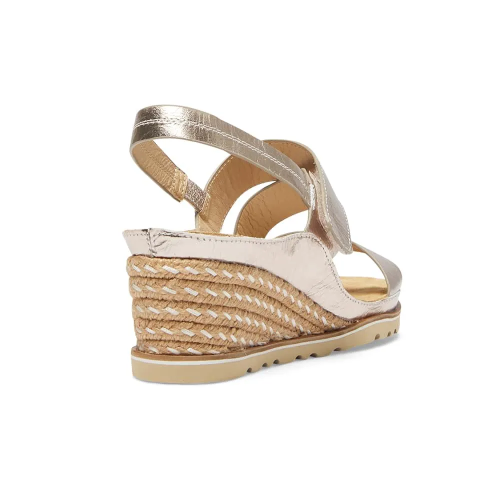 Tosca Wedge in Pewter Leather