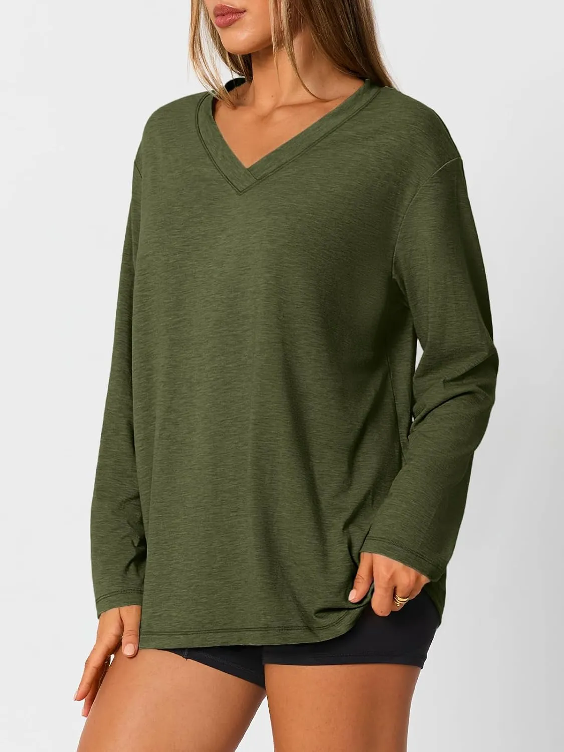 Trendy Queen Oversized Tshirts for Women Workout Plus Size Gym Tops V Neck Long Sleeve T Shirts Spring Casual Basic Tees