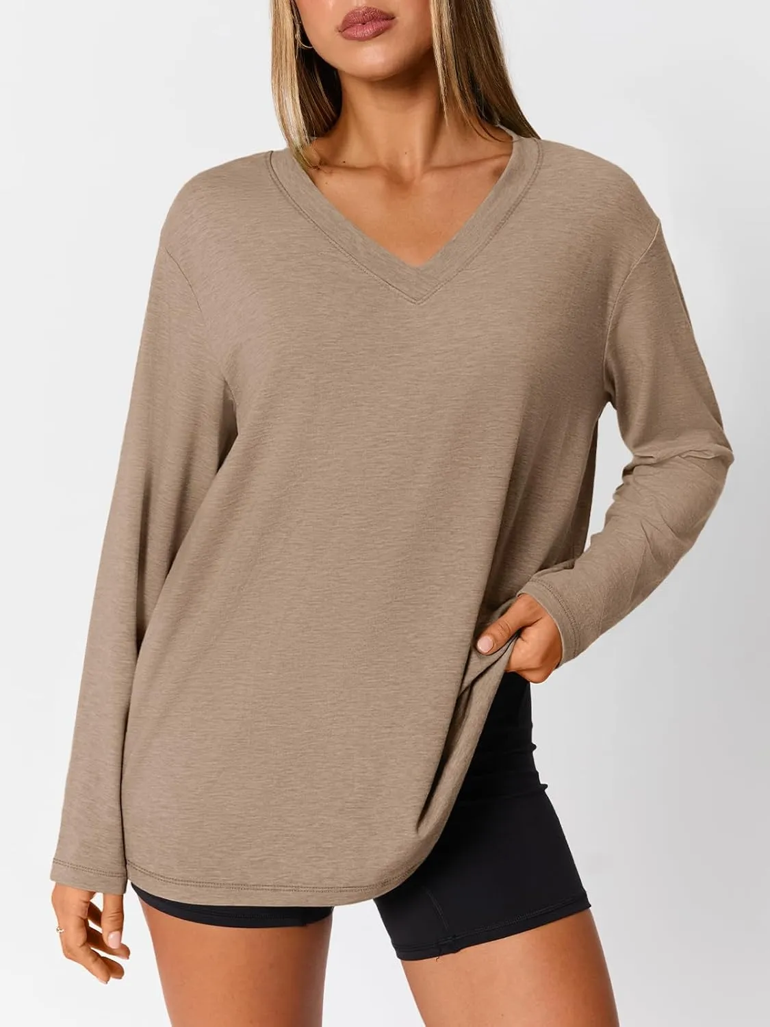 Trendy Queen Oversized Tshirts for Women Workout Plus Size Gym Tops V Neck Long Sleeve T Shirts Spring Casual Basic Tees