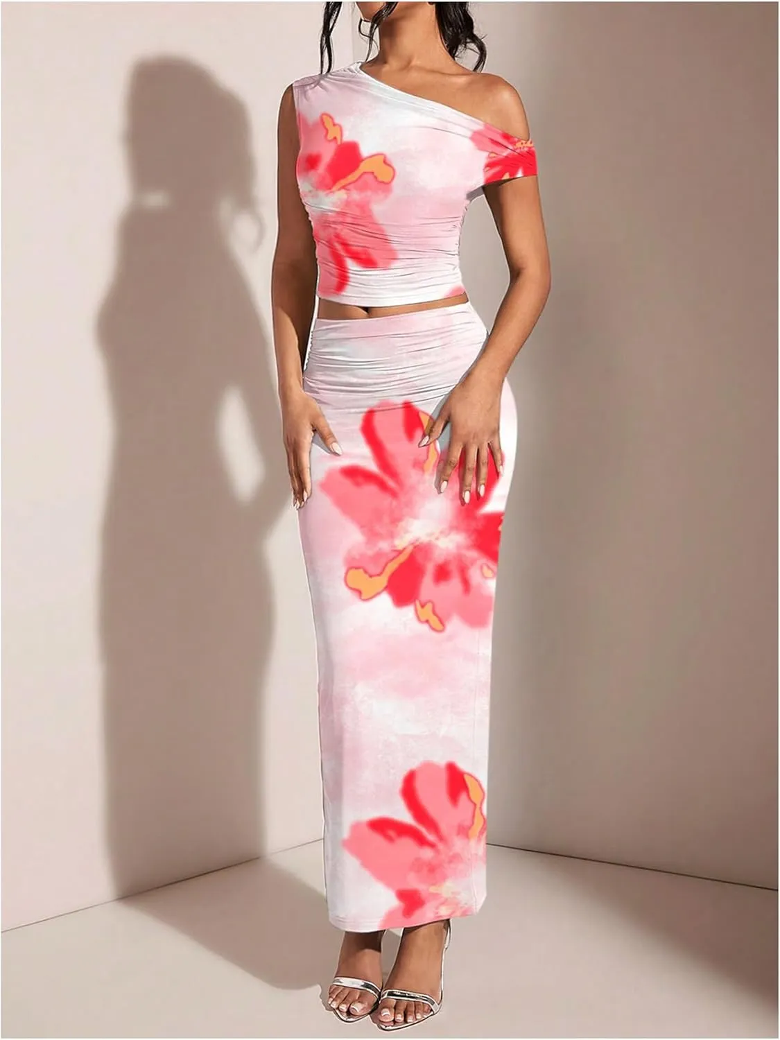 WDIRARA Women's 2 Piece Outfits Floral Print One Shoulder Crop Top Bodycon Ruched Maxi Skirt Set