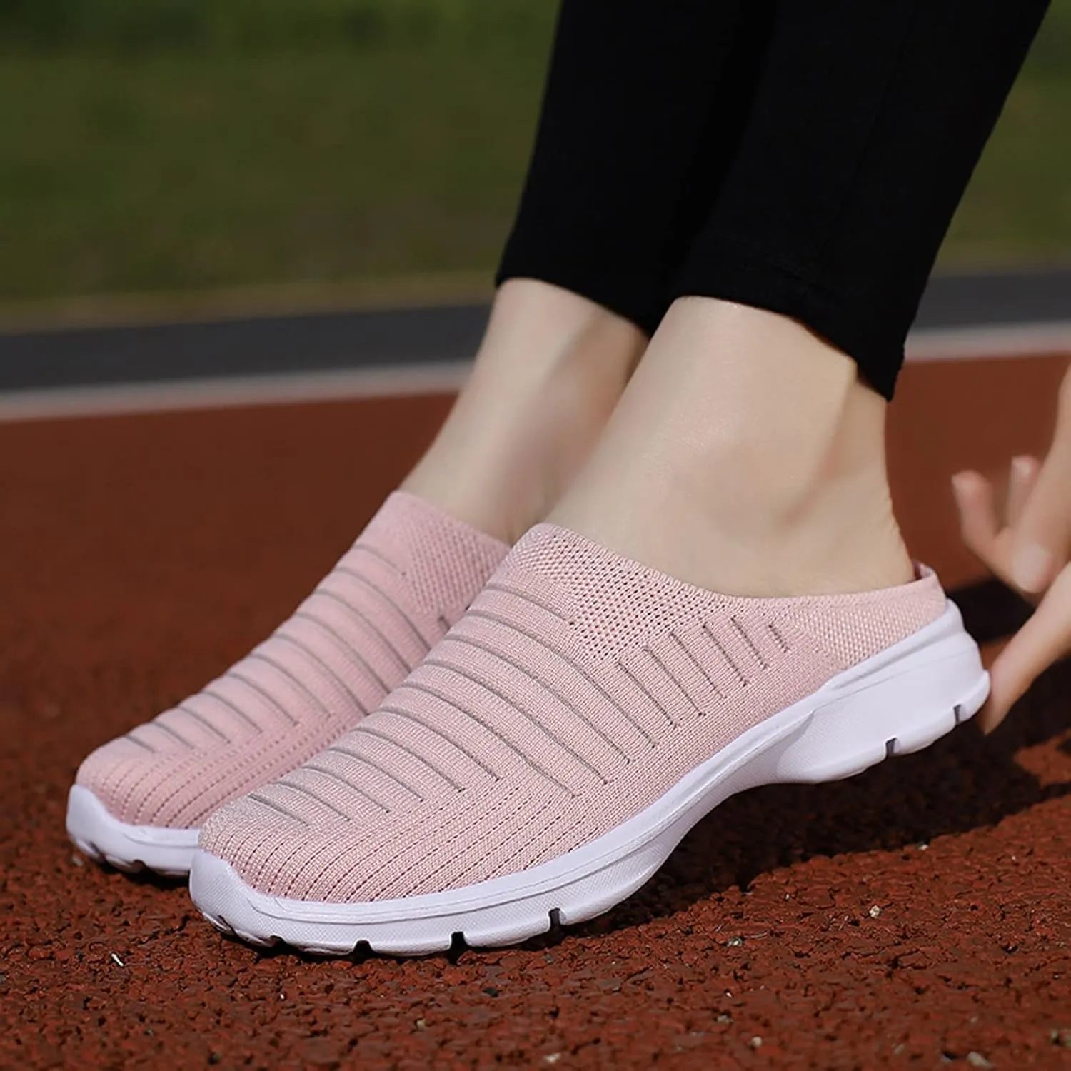 Womens Breathable Mesh Walking Mules Sneakers Close Toe Slingback Slip On Orthopedic Shoes with Arch Support Non-Slip Wide Width Casual Sneakers