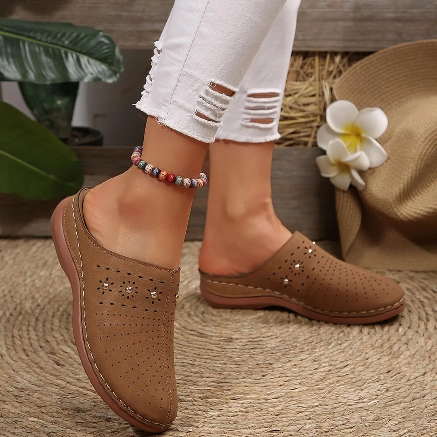 Womens Fashion Hollow Mules Comfortable Slip on Clogs with Arch Support Summer Walking Shoes Non Slip Beach Slippers